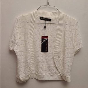 💗3/$25 Lavena White Shrug Cardigan Top